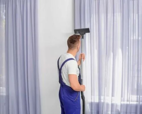 professional curtain cleaning Dubai