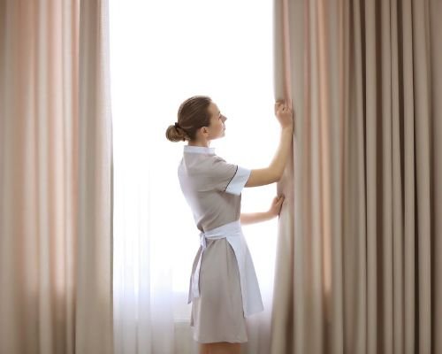 cleaning curtains Dubai